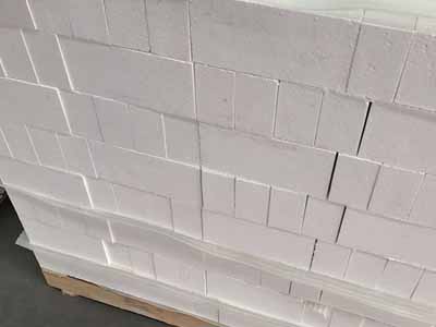 High-Quality Corundum Bricks in RS Factory