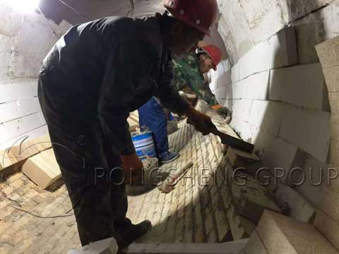 Refractory Bricks Lining Layered Masonry