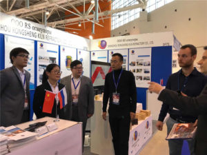 customers visiting our booth